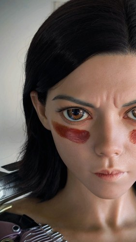 Alita battle angel life size - life,