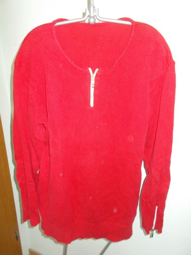 Roter pullover mit - pullover,